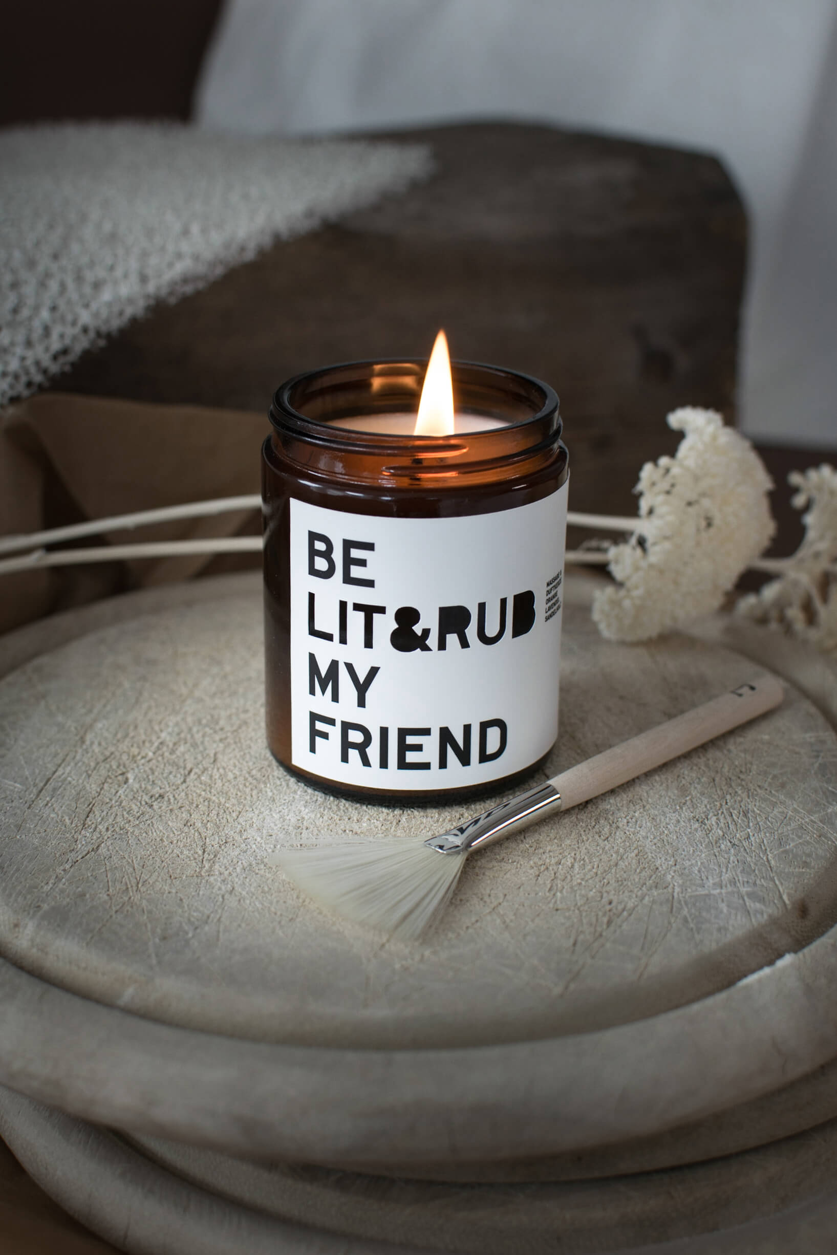BE LIT & RUB MY FRIEND - BE [...] MY FRIEND® - © Eva Schatz